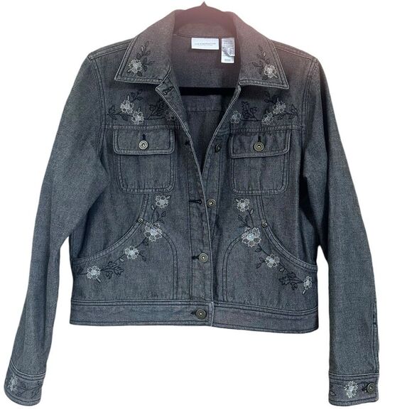 Liz Claiborne Jackets & Blazers - Liz Claiborne BLACK 1990s DISTRESSED EMBROIDERED FLORAL DENIM JACKET, Small